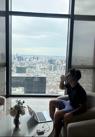 Trabalhando com vista para a cidade